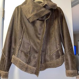 AAIKO Women’s Sherpa Jacket